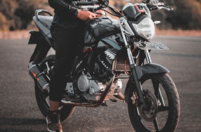 للبيع سيكل crf450 2025 وكااله السيكل للحين تحت الكفالة الوكاله قير ومكينه