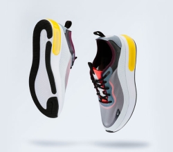 شوز قوتشي اصلي مقاس 38 ونص بحاله ممتازة